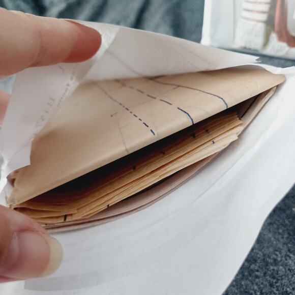 Buttricks Men's B4574 Costume XLG -XXXL Never Cut/Robin Hood/Captain Hook Pirate - Picture 2 of 3